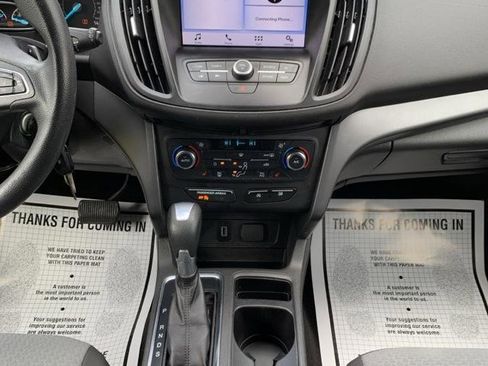 Used 2017 Ford Escape SE w/ Equipment Group 201A AWD/4WD image 15