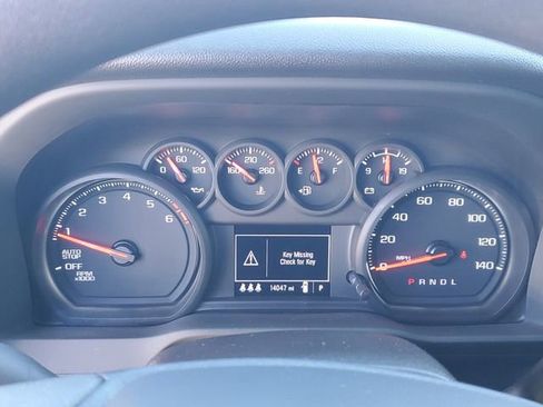 Used 2024 Chevrolet Silverado 1500 Custom Trail Boss w/ LPO, Dark Essentials Package AWD/4WD image 9