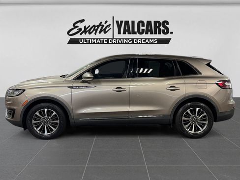 Used 2019 Lincoln Nautilus Select w/ Cargo Utility Package FWD image 2