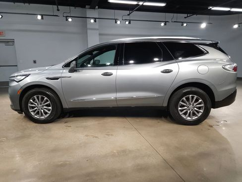 Used 2024 Buick Enclave Premium FWD image 4