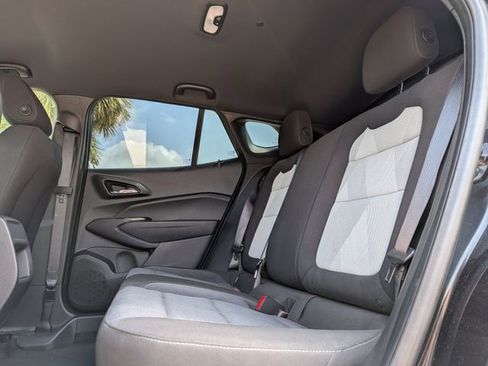 Used 2024 Chevrolet Trax RS w/ Driver Confidence Package FWD image 21