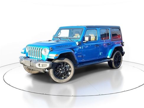 Used 2023 Jeep Wrangler Unlimited Sahara w/ Dual Top Group image 1