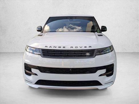 Certified 2025 Land Rover Range Rover Sport Dynamic SE AWD/4WD image 2