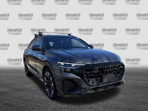 Used 2025 Audi Q8 Premium Plus image 2
