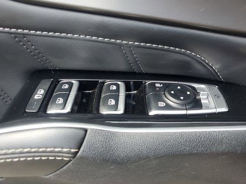 Certified 2024 Kia Sorento SX FWD image 21