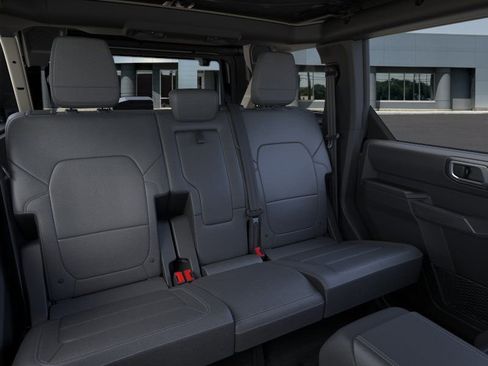 New 2026 Ford Bronco Outer Banks AWD/4WD image 11