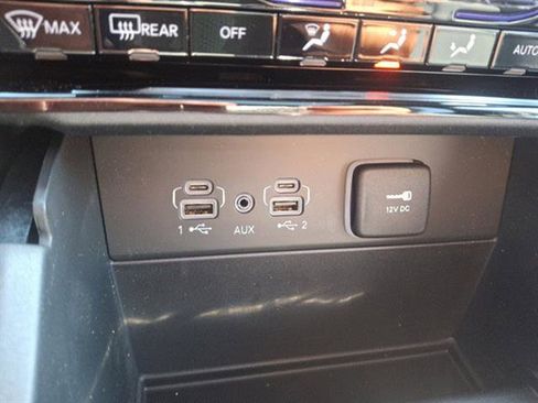 New 2025 Jeep Grand Cherokee Limited image 45