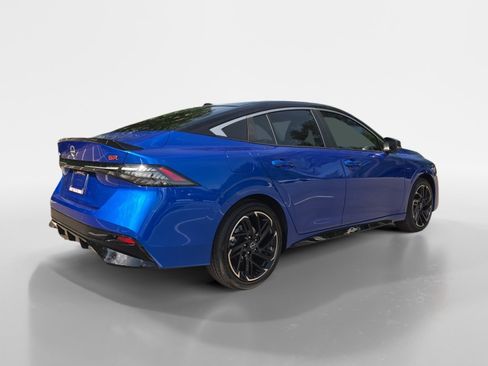 New 2026 Nissan Sentra SR FWD image 5