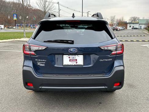 Certified 2025 Subaru Outback Premium image 3