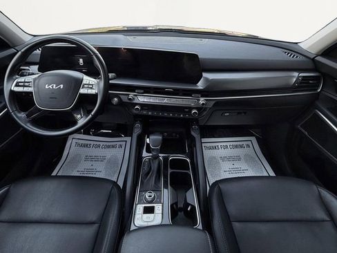 Used 2025 Kia Telluride S AWD/4WD image 16