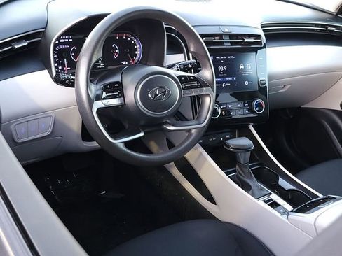 Used 2023 Hyundai Tucson SEL image 3