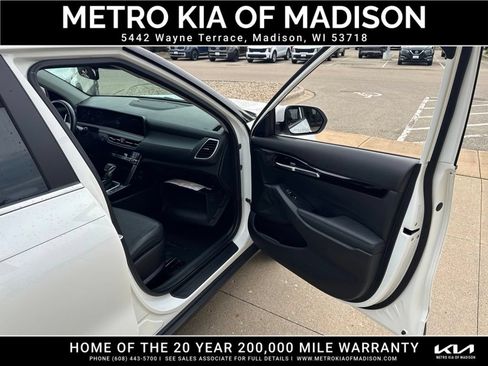 Used 2024 Kia Seltos EX AWD/4WD image 41