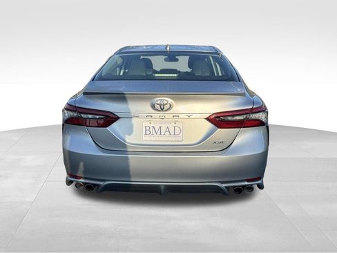 Used 2024 Toyota Camry XSE FWD image 5