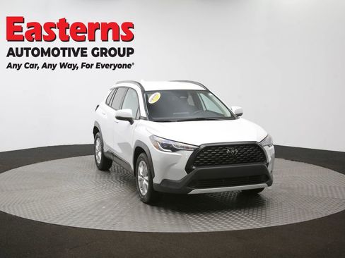 Used 2023 Toyota Corolla Cross LE image 49