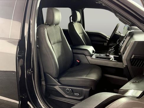 Used 2016 Ford F150 XLT w/ Equipment Group 302A Luxury RWD image 9