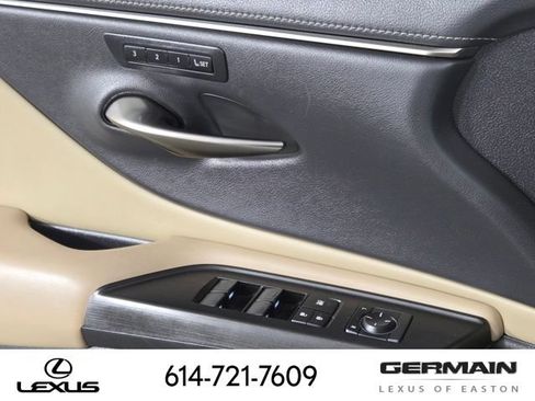 Used 2019 Lexus ES 350 w/ Premium Package FWD image 29