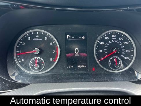 Used 2021 Kia K5 GT-Line AWD/4WD image 10