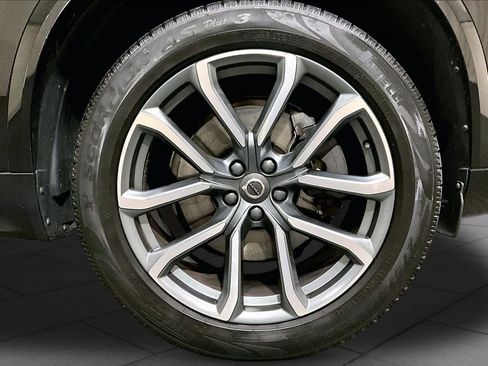 Used 2019 Volvo XC90 T6 Momentum w/ Advanced Package AWD/4WD image 10