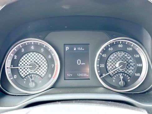 Used 2020 Hyundai Elantra SE w/ Cargo Package (C1) FWD image 16