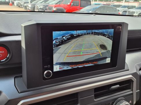 Certified 2025 Toyota 4Runner TRD Off-Road AWD/4WD image 12