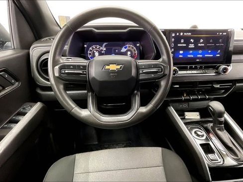 Used 2024 Chevrolet Colorado W/T w/ WT Convenience Package II image 4