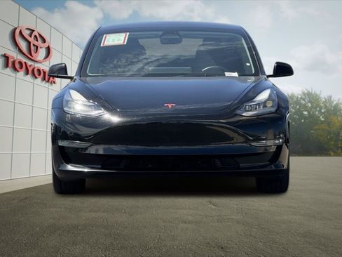 Used 2022 Tesla Model 3 Long Range AWD/4WD image 8