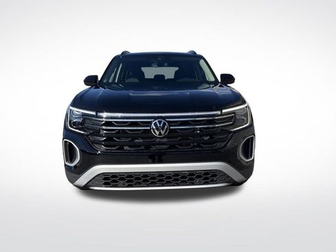 New 2026 Volkswagen Atlas Peak Edition image 8