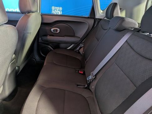 Used 2019 Kia Soul FWD image 19