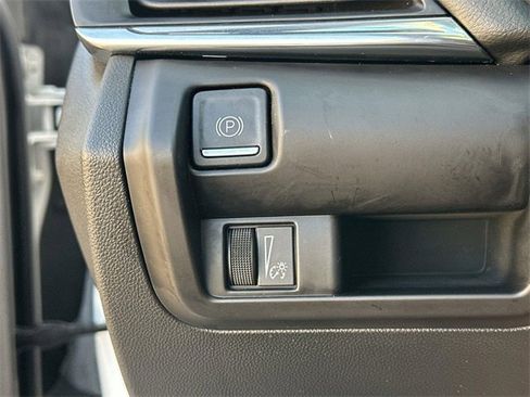 Used 2023 Cadillac CT4 Luxury image 16