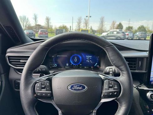 Used 2023 Ford Explorer ST w/ Equipment Group 401A AWD/4WD image 17