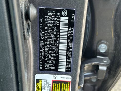 Used 2019 Toyota Camry LE image 21