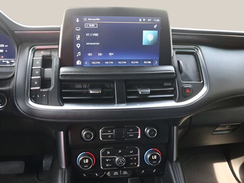 Used 2024 Chevrolet Tahoe LT w/ Luxury Package RWD image 25