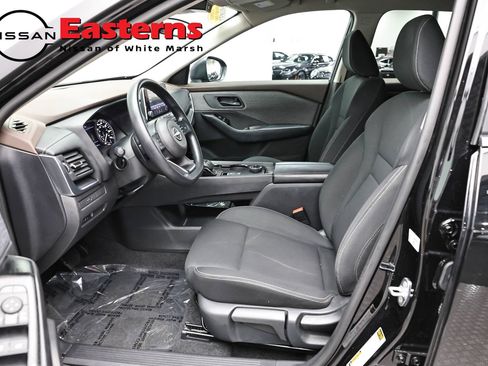 Used 2023 Nissan Rogue S AWD/4WD image 14