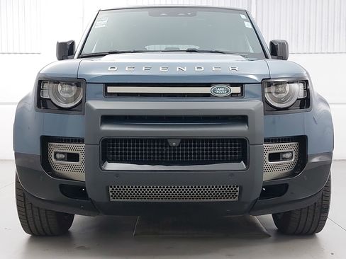 Used 2021 Land Rover Defender 110 X-Dynamic HSE image 10