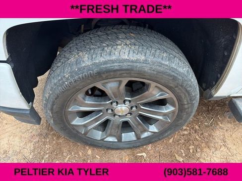 Used 2018 Chevrolet Silverado 1500 High Country image 5