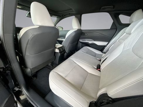 Used 2025 Lexus RX 350 Premium Plus w/ Accessory Package (Z1) FWD image 9