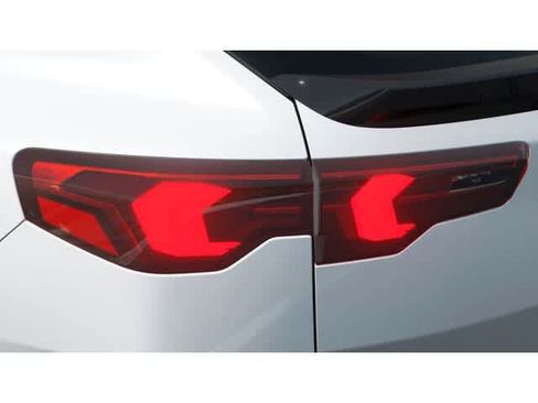 New 2026 BMW X2 xDrive28i w/ Technology Package AWD/4WD image 9