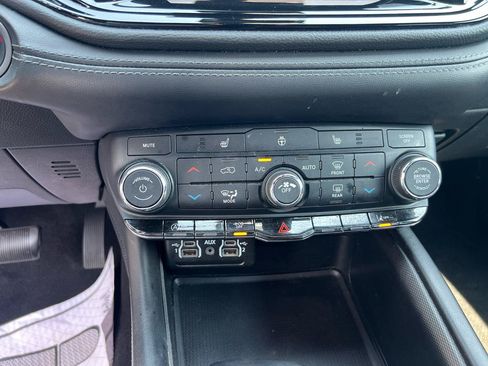 Used 2022 Dodge Durango GT AWD/4WD image 24