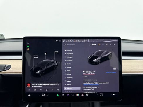 Used 2022 Tesla Model Y Performance AWD/4WD image 29