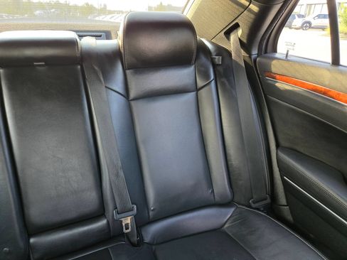 Used 2018 Chrysler 300 S w/ 300S Premium Group 2 RWD image 14