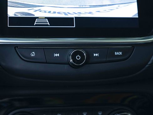 Used 2023 Buick Encore GX Essence w/ Experience Buick Package FWD image 31