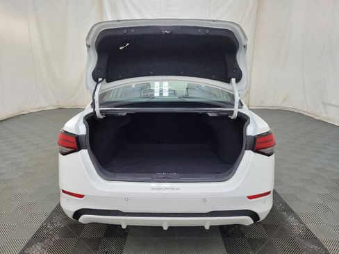 Used 2020 Nissan Sentra SV image 29