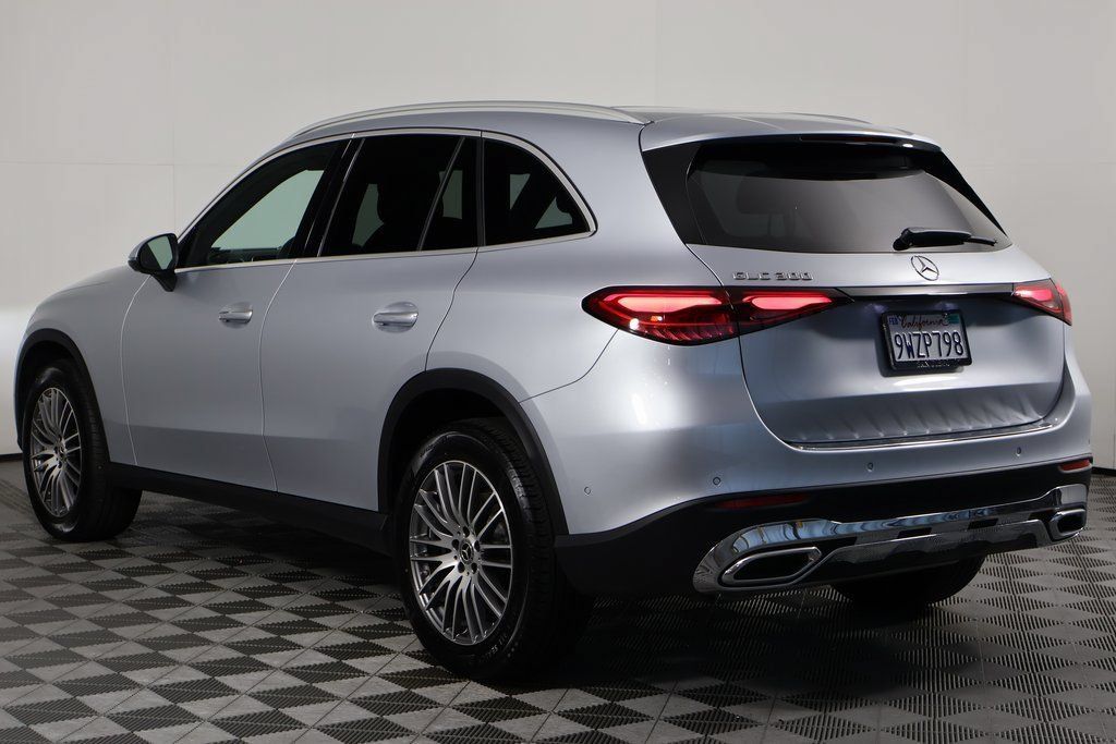 Certified 2026 Mercedes-Benz GLC 300 image 6