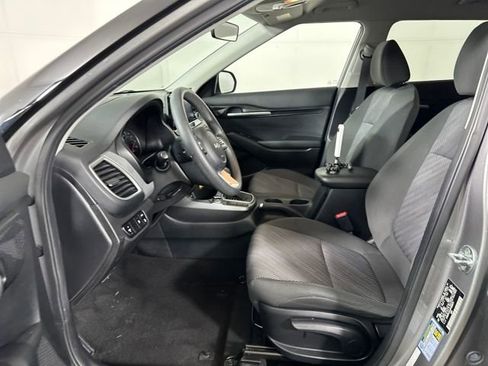 Used 2023 Kia Seltos LX image 11