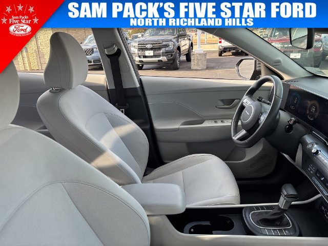 Used 2025 Hyundai Kona SEL FWD image 18
