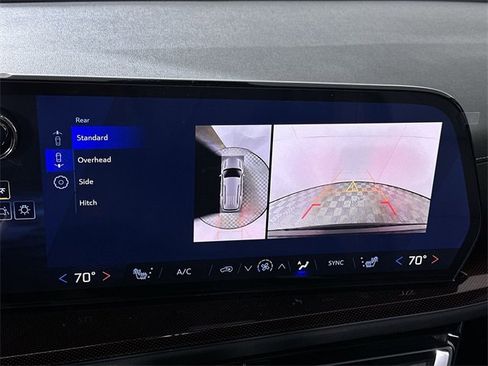 New 2026 Chevrolet Traverse Z71 w/ Driver Confidence Package image 15