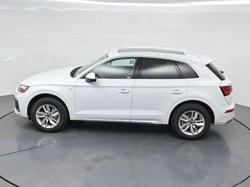 Used 2023 Audi Q5 2.0T Premium w/ Convenience Package AWD/4WD image 47