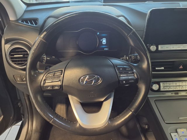 Used 2021 Hyundai Kona Ultimate FWD image 7