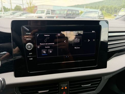 New 2025 Volkswagen Jetta Sport image 17