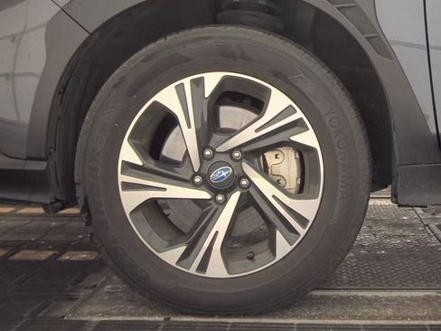 Used 2024 Subaru Crosstrek 2.0i Premium image 36